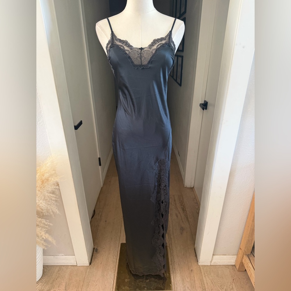 NWT | SKIMS | Onyx Woven Shine Lace Lace Maxi Dress | XS - Picture 4 of 9